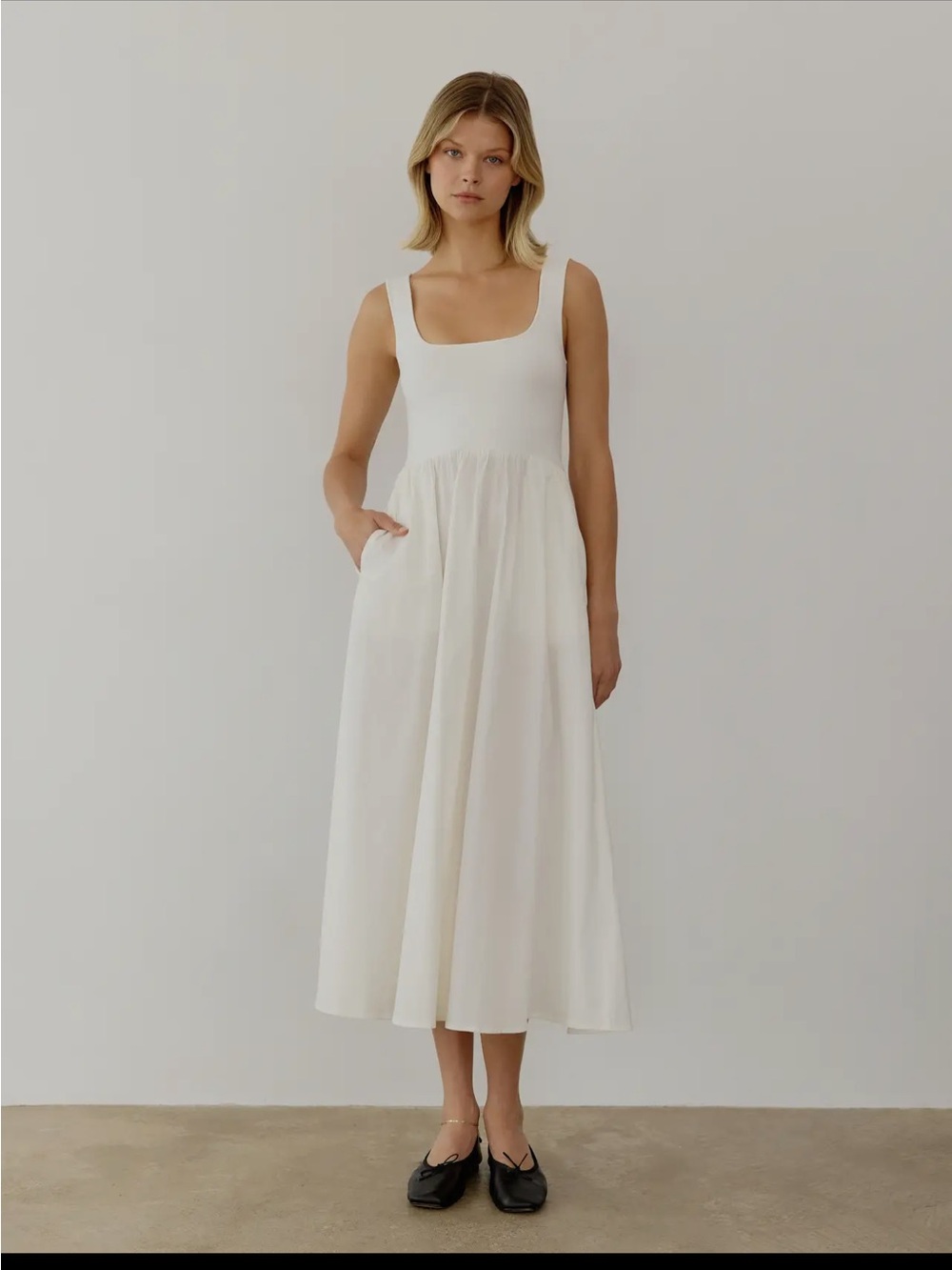 Lucinda Sleeveless Maxi Dress